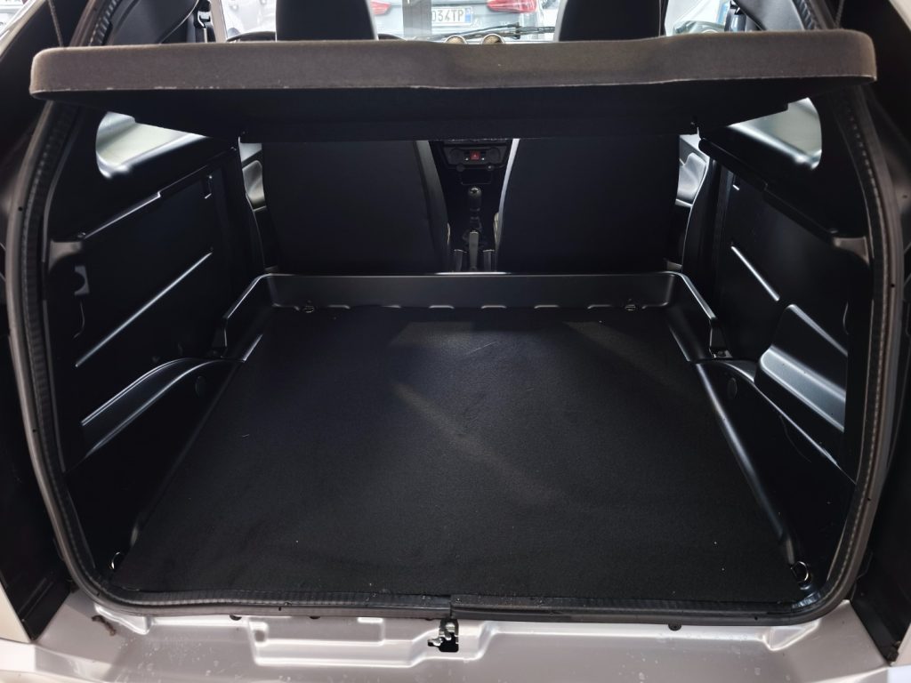 AIXAM Coupé E-Coupè Sport Pelle Tablet 115 Km Autonomia! - 15