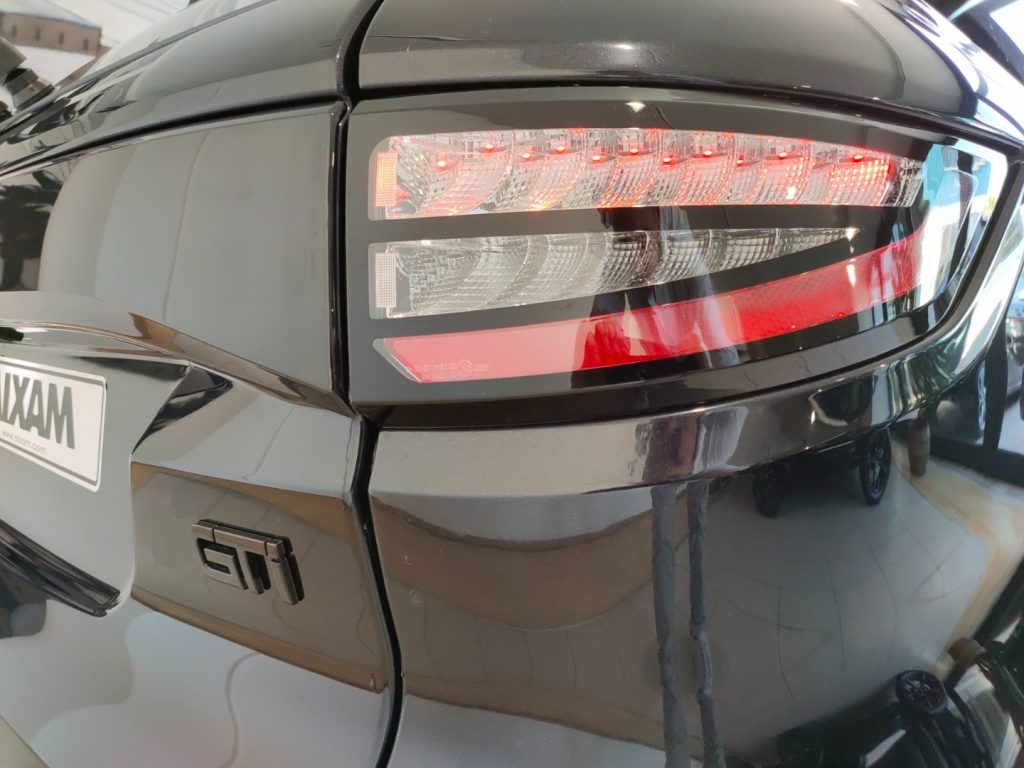 AIXAM Coupé GTI Pelle Tablet Android Apple Pronta Consegna - 7