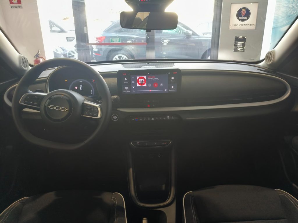 FIAT 600 Hybrid 136 CV DCT MHEV Aziendale - 15