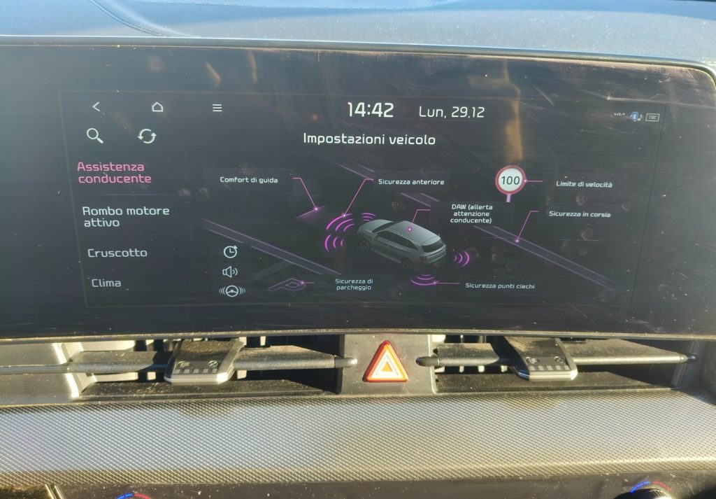 KIA Sportage GT-Line Plus 1.6 CRDi MHEV AWD DCT Tetto Unico Pr. - 14