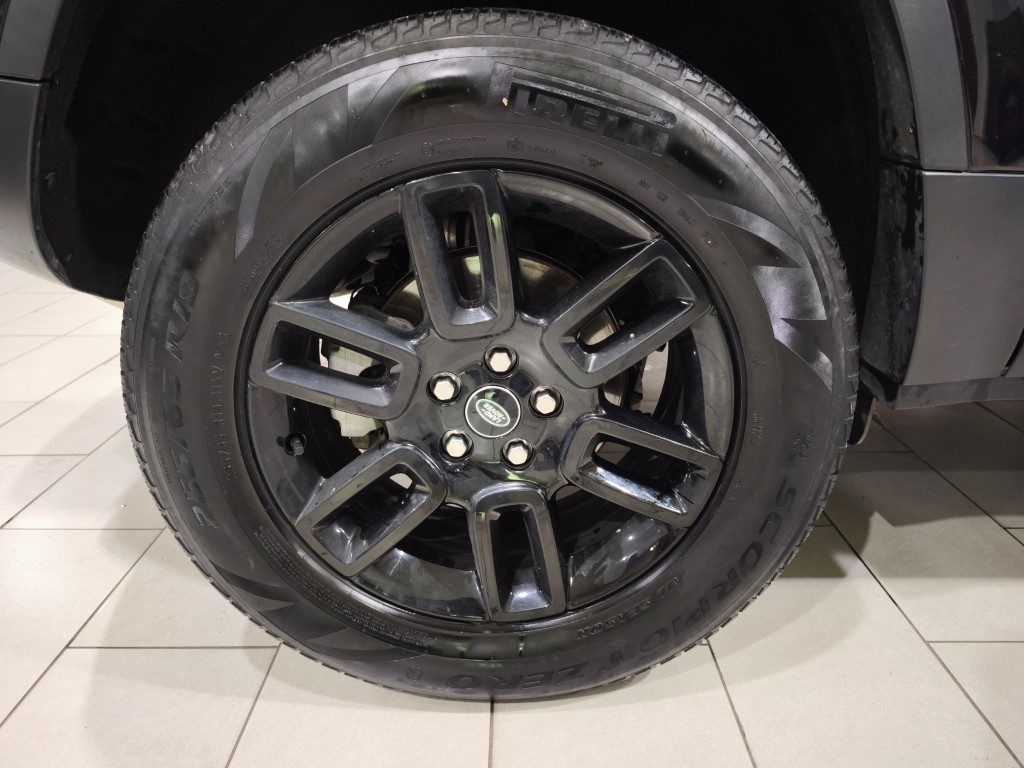 LAND ROVER Defender 110 3.0D I6 250 CV AWD Auto X-Dynamic HSE - 7