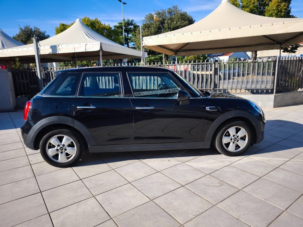 MINI Cooper 1.5 Automatic 5 Porte Apple Car Play Aziendale - 5