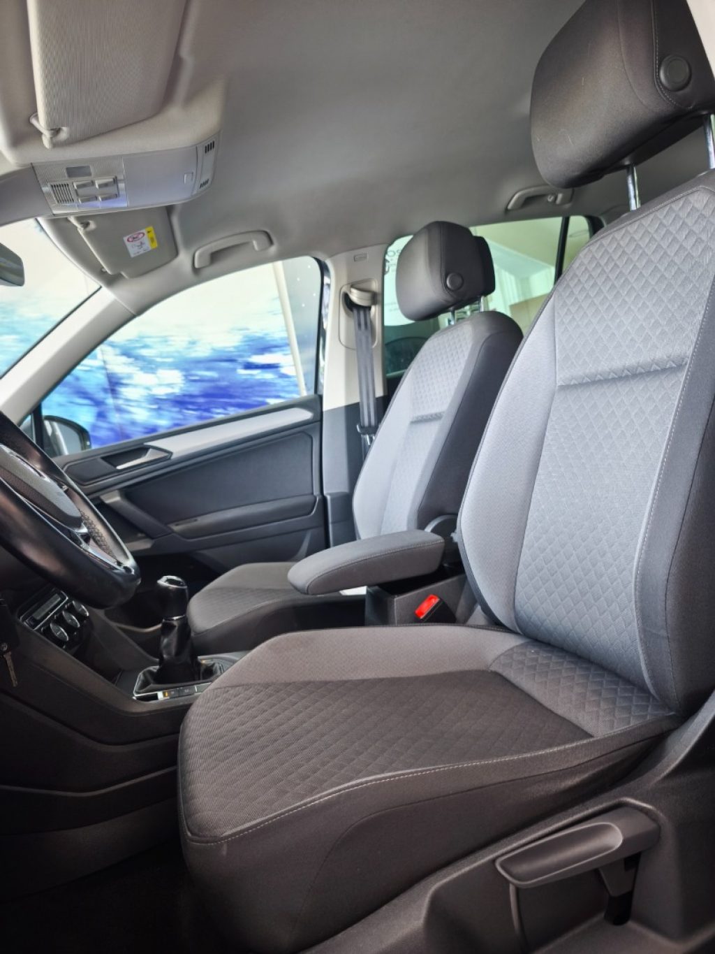 VOLKSWAGEN Tiguan 2.0 TDI SCR Business BlueMotion Technology - 14