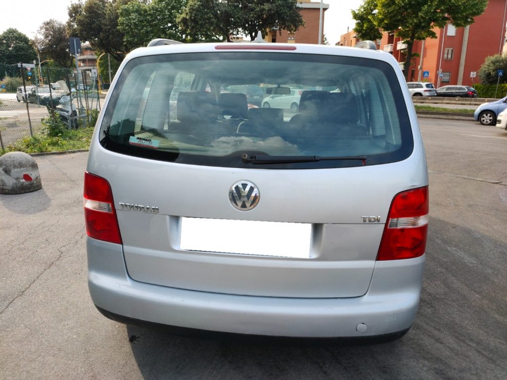 VOLKSWAGEN Touran 1.9TDI 105CV Highline Touch Bluethoot Neopatentati - 5