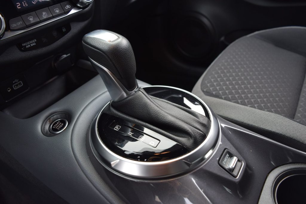 NISSAN Juke 1.0 DIG-T DCT N-Connecta * AUTOMATICA * 114 CV - 10