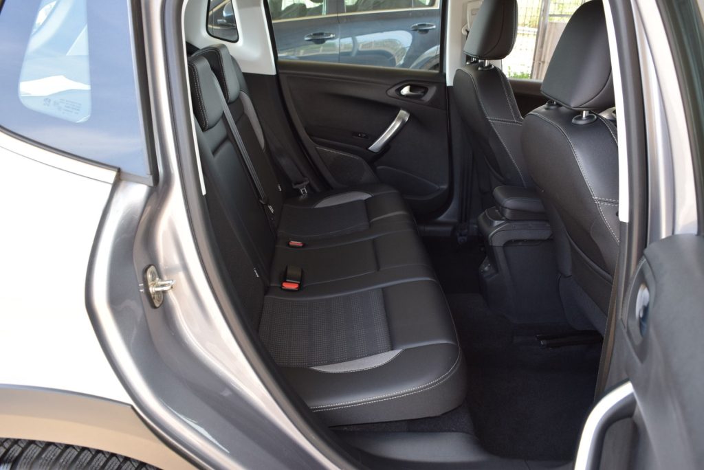 PEUGEOT 2008 1.2 PureTech Turbo Allure EAT6 S&S 131CV - 24