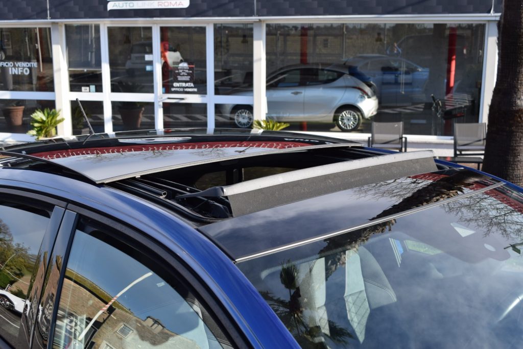 VOLKSWAGEN Taigo 1.0 TSI 110 CV R-Line 110CV - 34