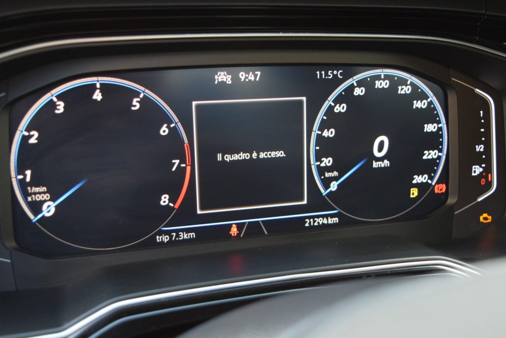 VOLKSWAGEN Taigo 1.0 TSI 110 CV R-Line 110CV - 23