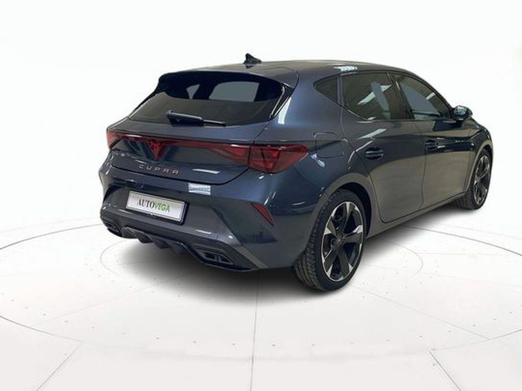 CUPRA Leon 1.5 hybrid 150cv dsg - 4