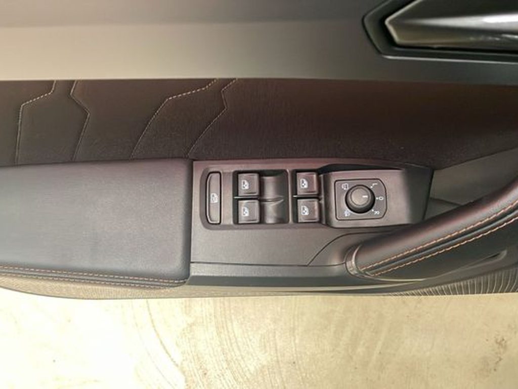 CUPRA Leon 1.5 hybrid 150cv dsg - 16