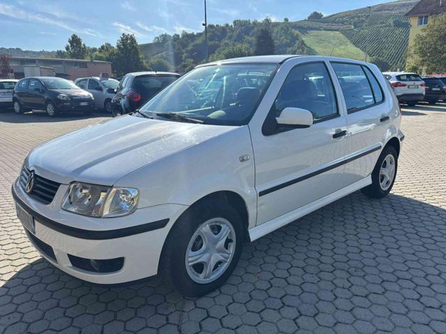 VOLKSWAGEN Polo Bianco pastello