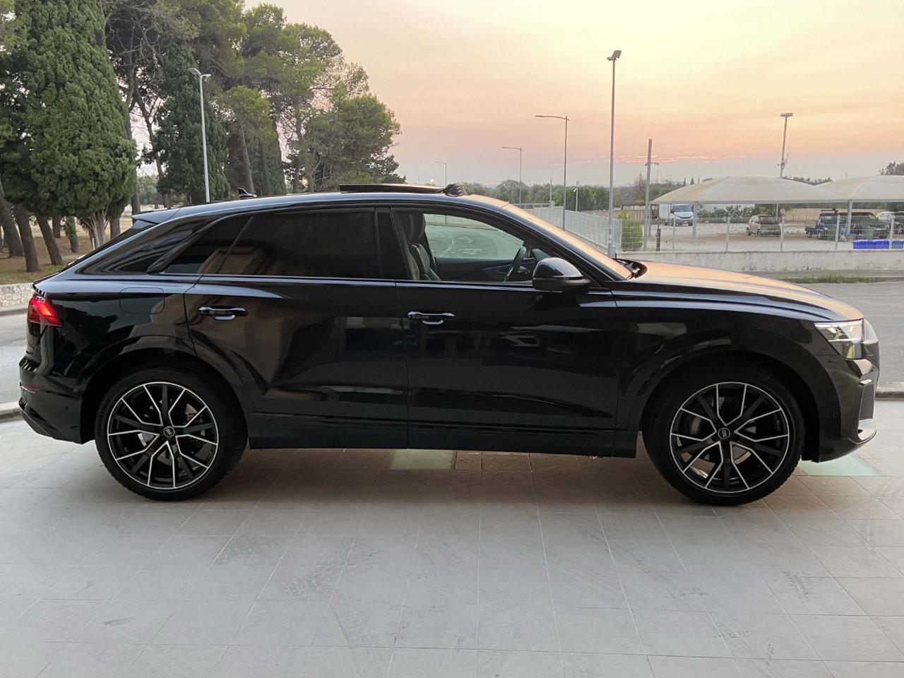 AUDI Q8 50 TDI 286 CV quattro tiptronic S line edition. - 4