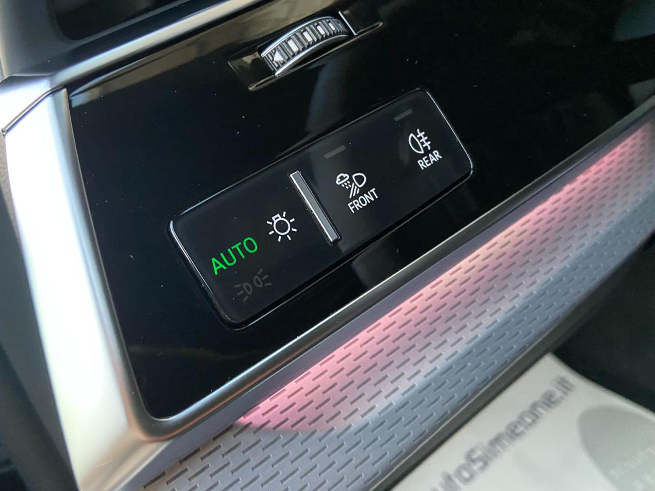 AUDI Q8 50 TDI 286 CV quattro tiptronic S line edition. - 56