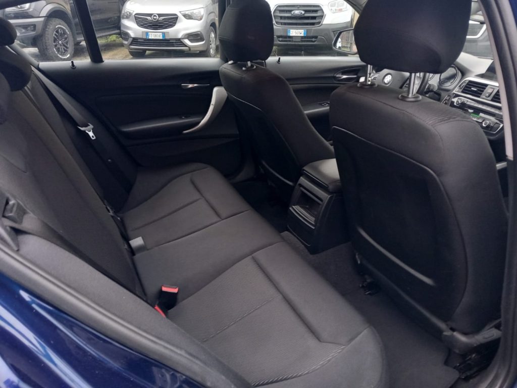 BMW 116 d 5p. Business - 15