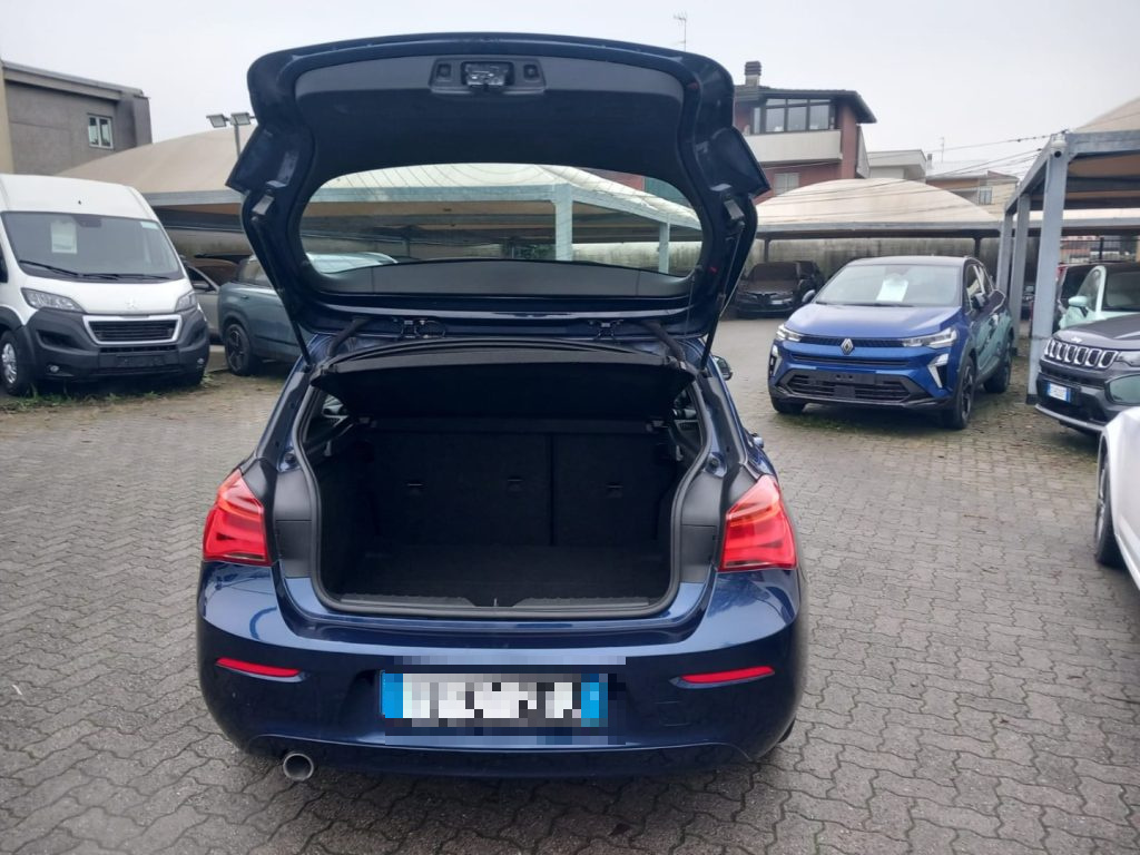 BMW 116 d 5p. Business - 10