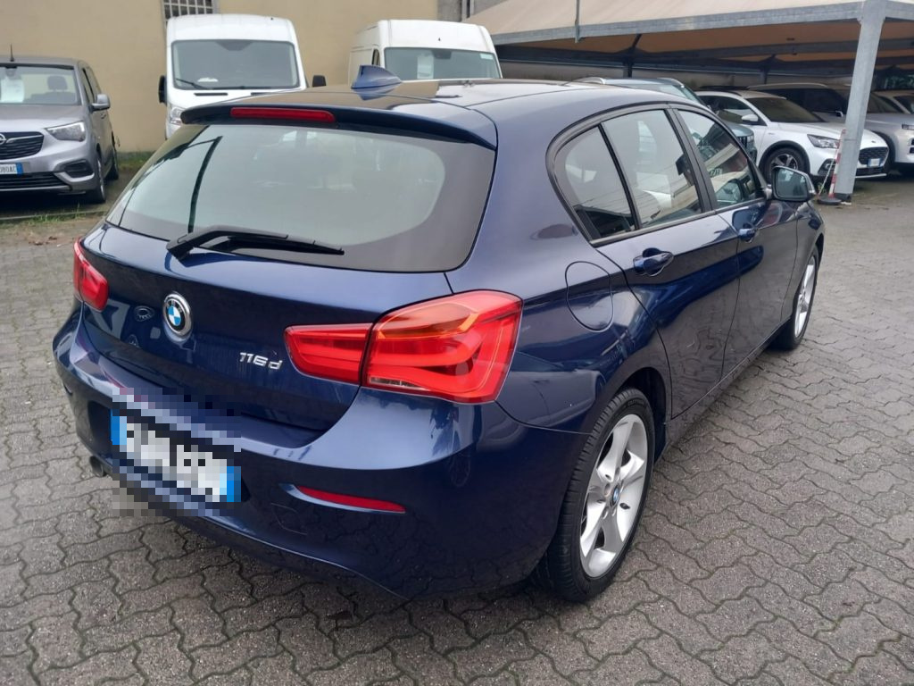 BMW 116 d 5p. Business - 5