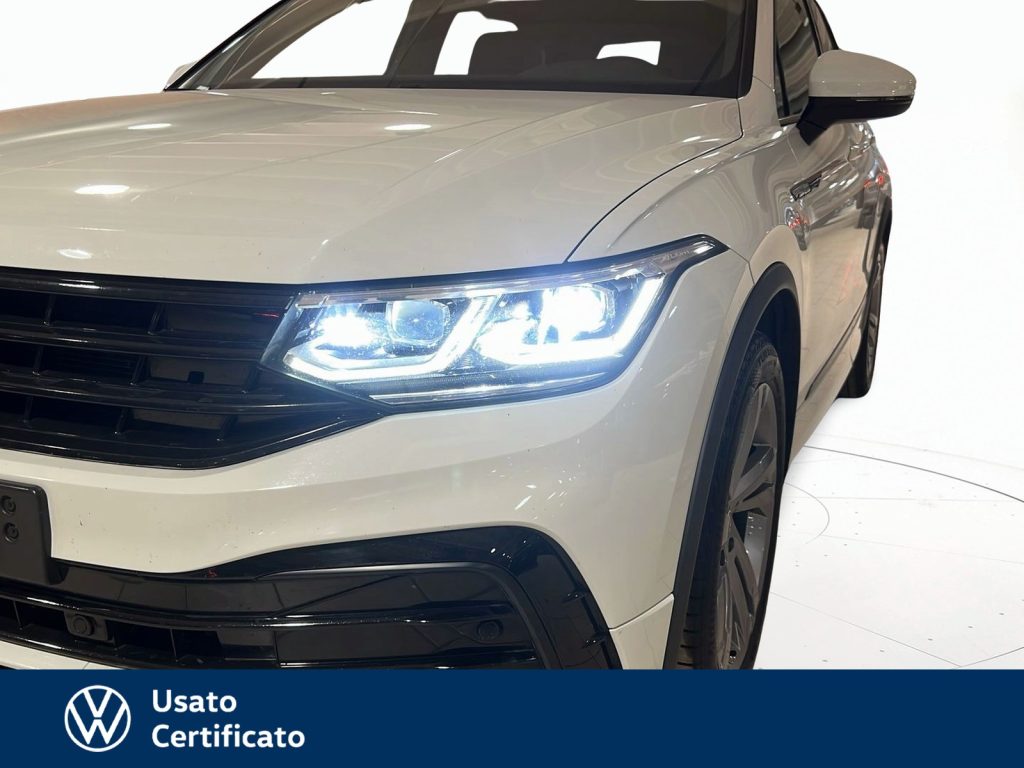 VOLKSWAGEN Tiguan 2.0 tdi r-line 150cv dsg - 23