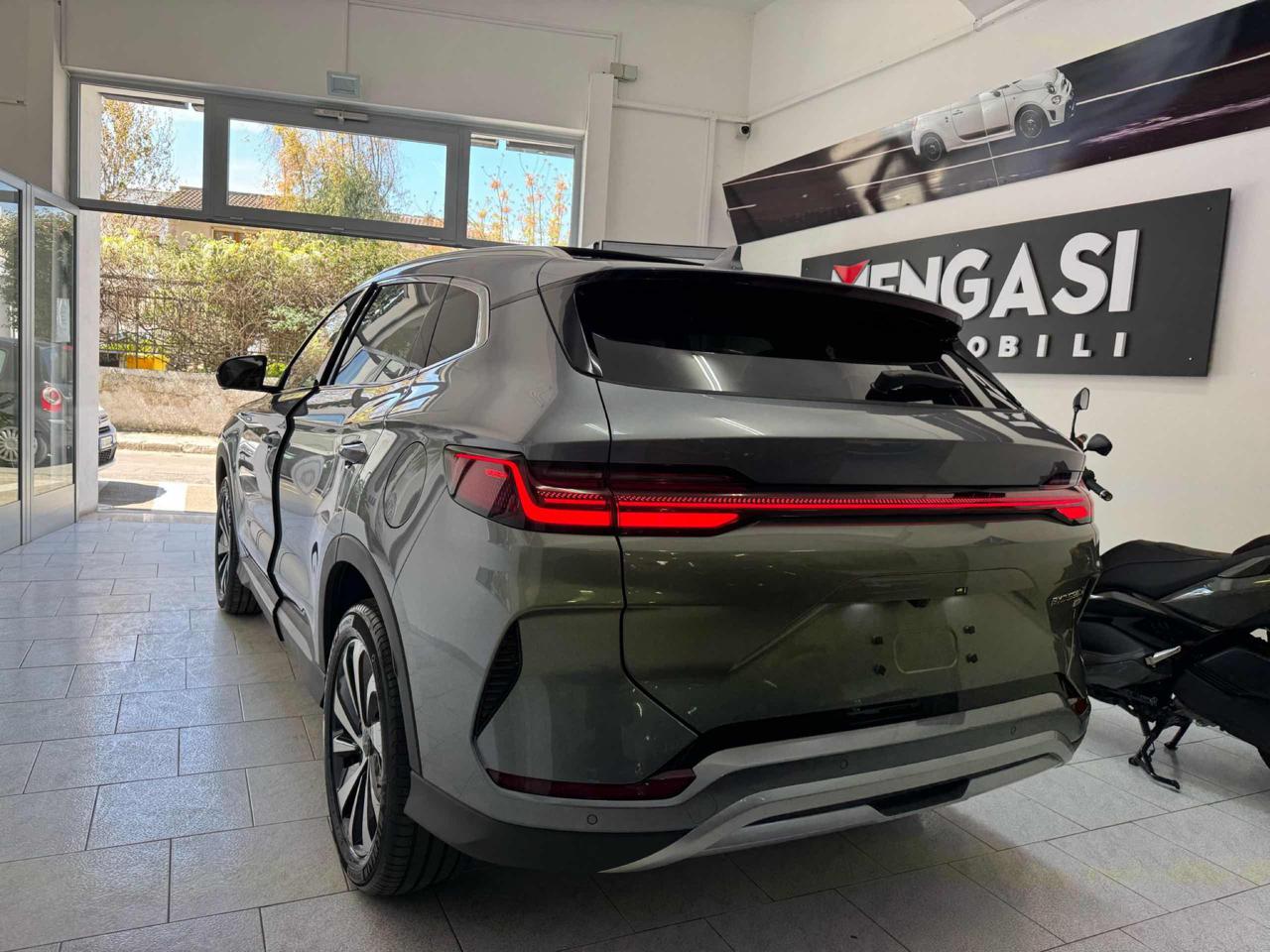 BYD Seal U DMi 1.5 Turbo 324 CV PHEV Design - 5