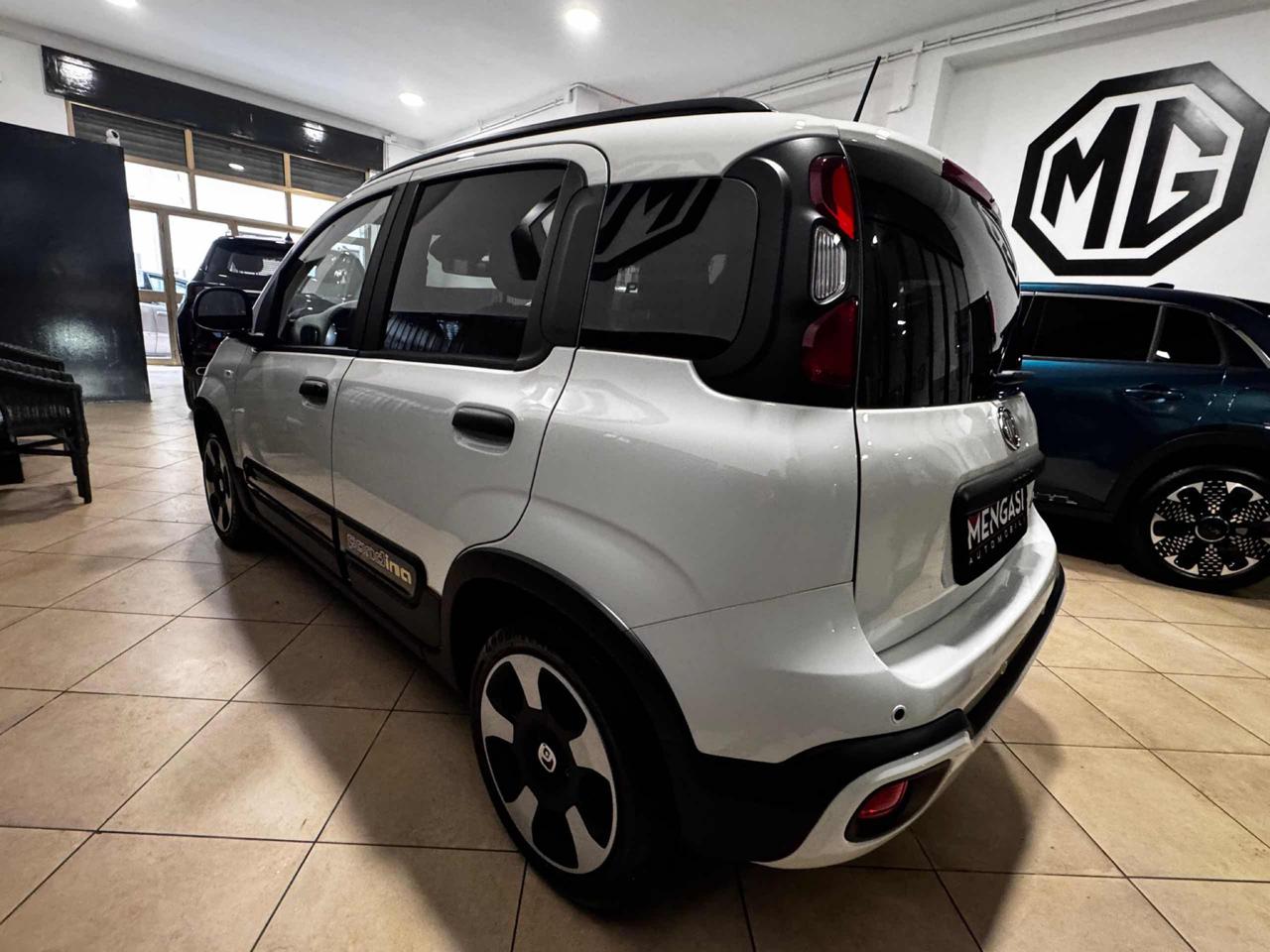 FIAT Panda 1.0 FireFly S&S Hybrid Pandina - 6