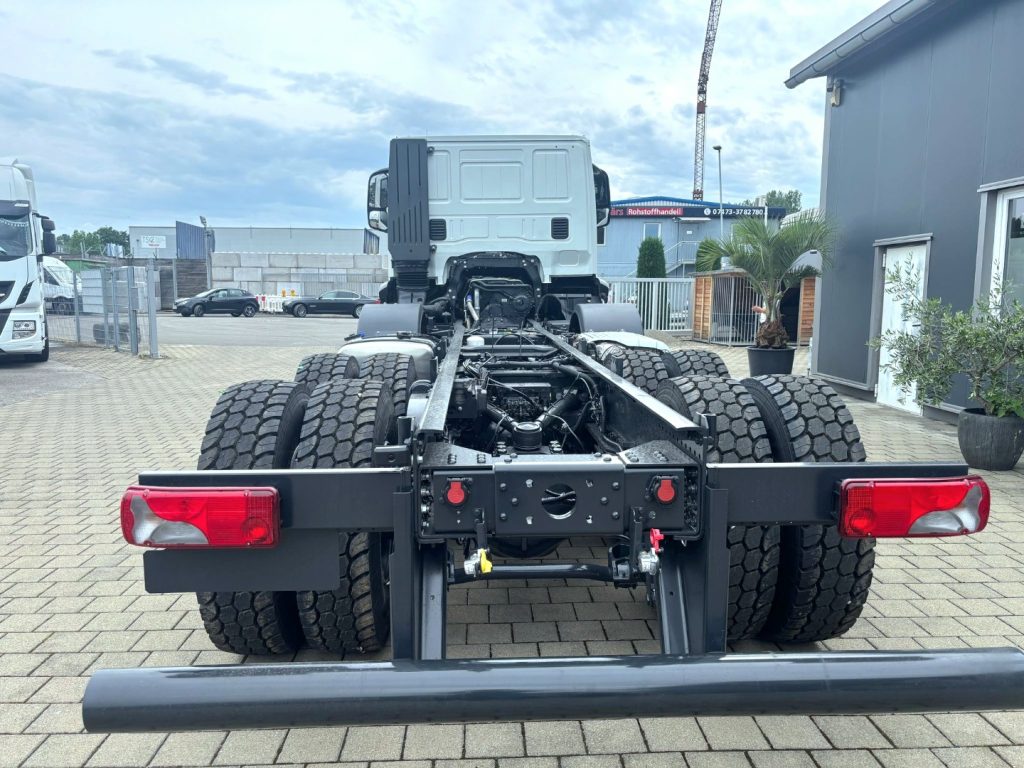 IVECO T-WAY 540 8x4 E6 NUOVO + INTARDER - 16