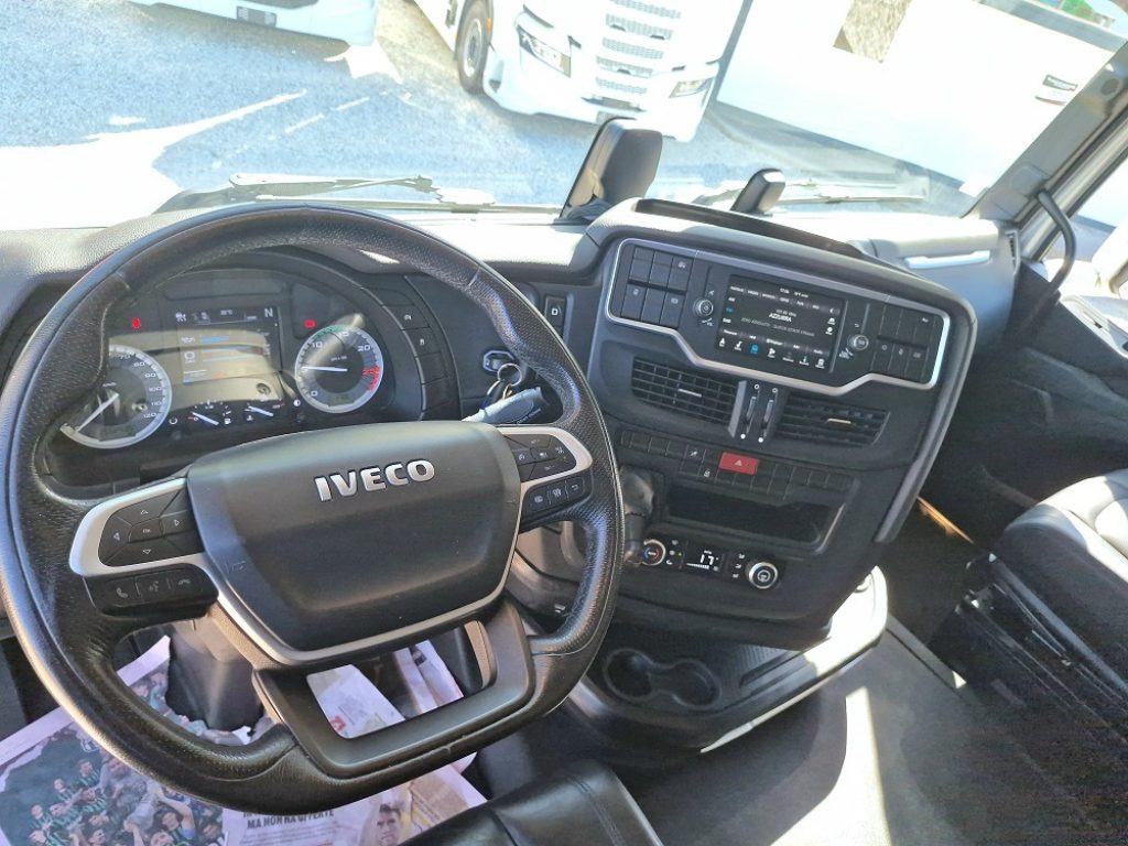 IVECO S-WAY 570 T/FP Km 256200 INTARDER FULL OPTIONAL - 8