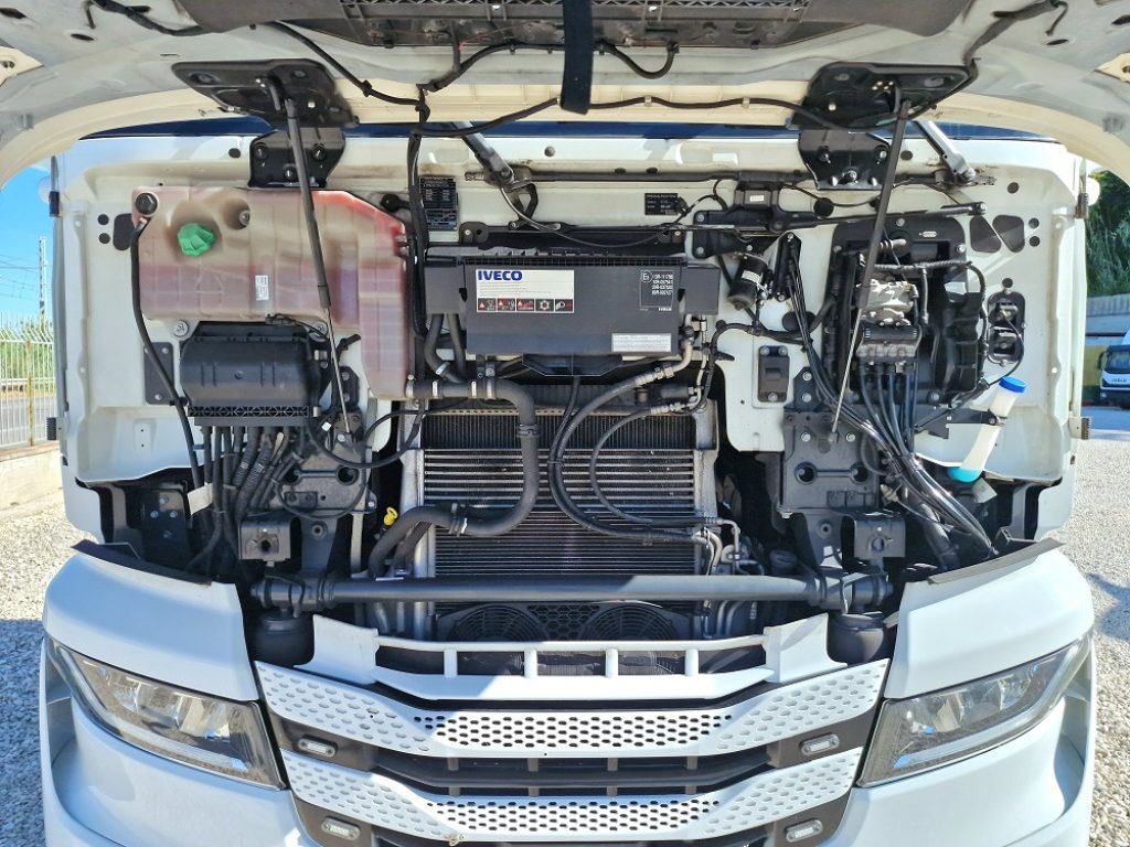 IVECO S-WAY 570 T/FP Km 256200 INTARDER FULL OPTIONAL - 21