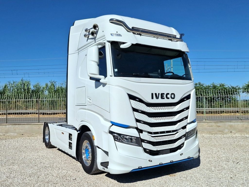 IVECO S-WAY 570 T/FP Km 256200 INTARDER FULL OPTIONAL - 22