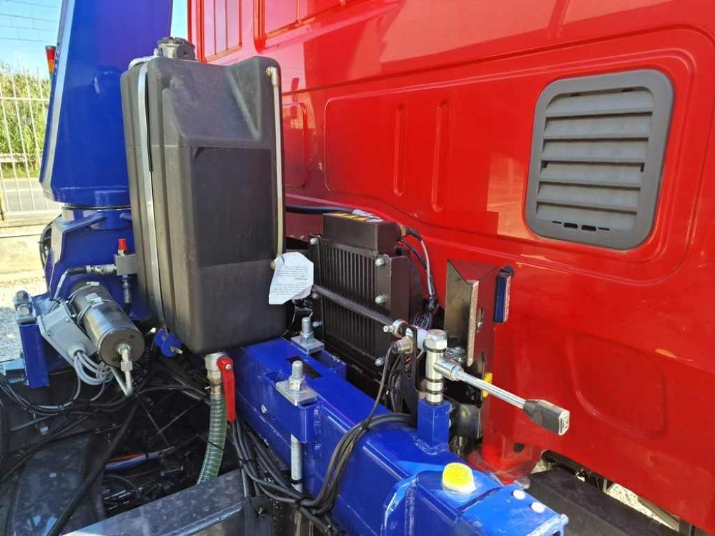 IVECO EUROCARGO 75 80E19 E6 GRU + RIBALTABILE - 17