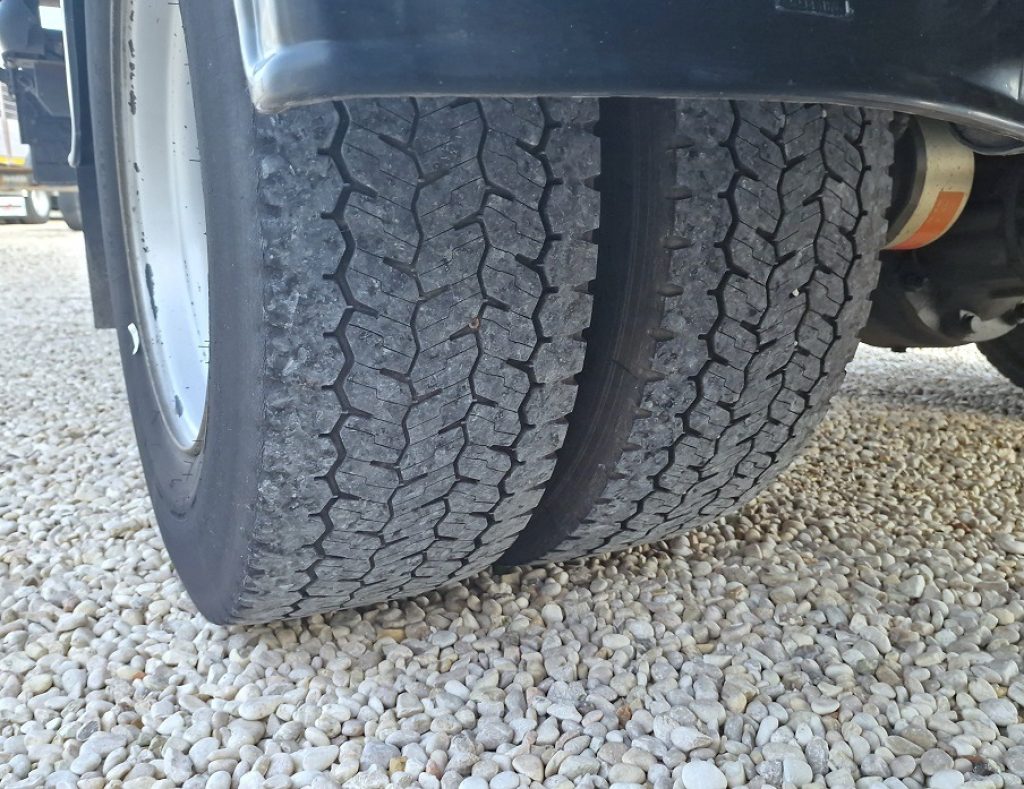 IVECO EUROCARGO 140E28 P EU6 CENTINA 7,30 + SPONDA - 16