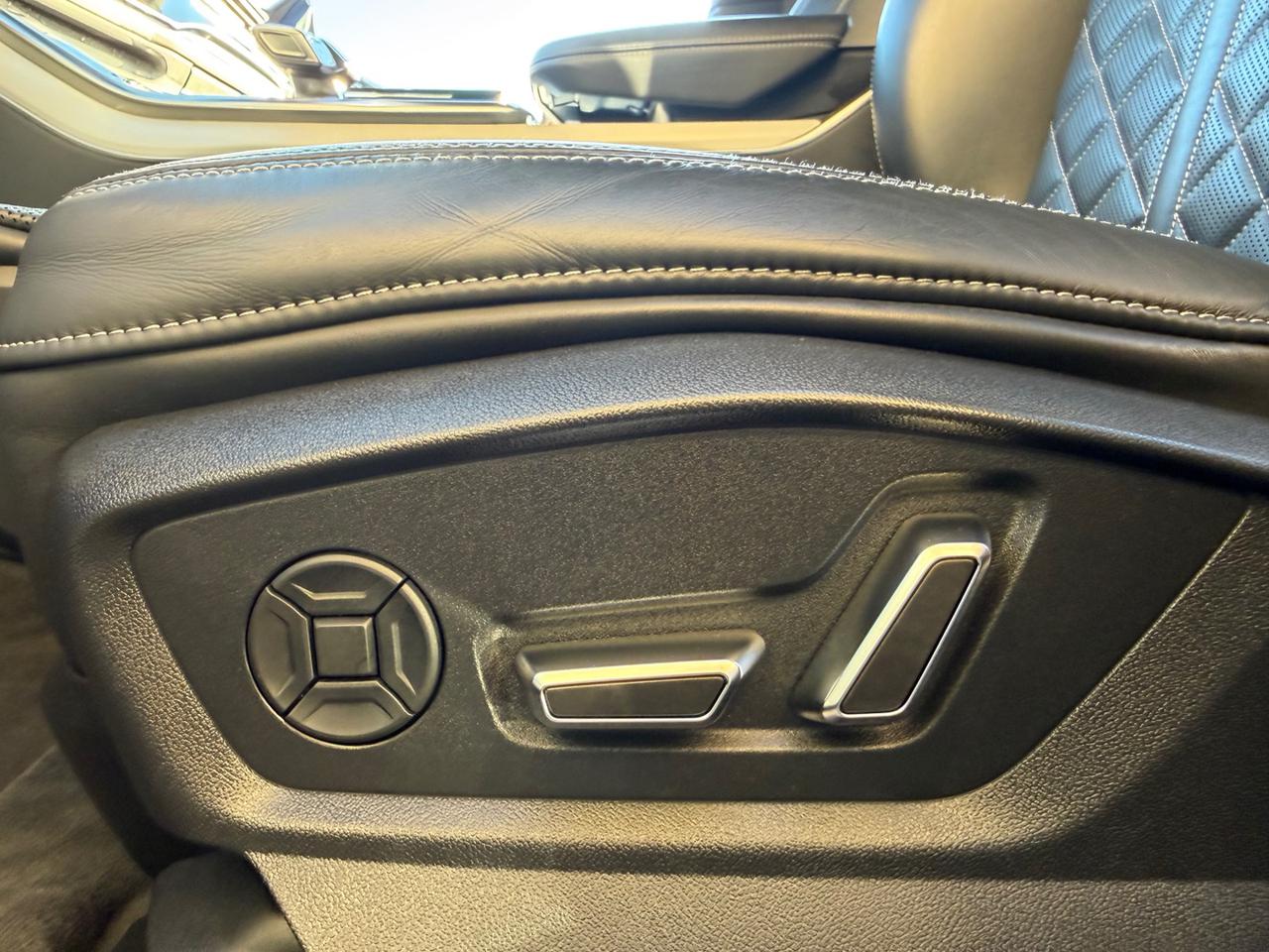 AUDI Q8 50 TDI 286 CV quattro tiptronic S-LINE  Sport - 14