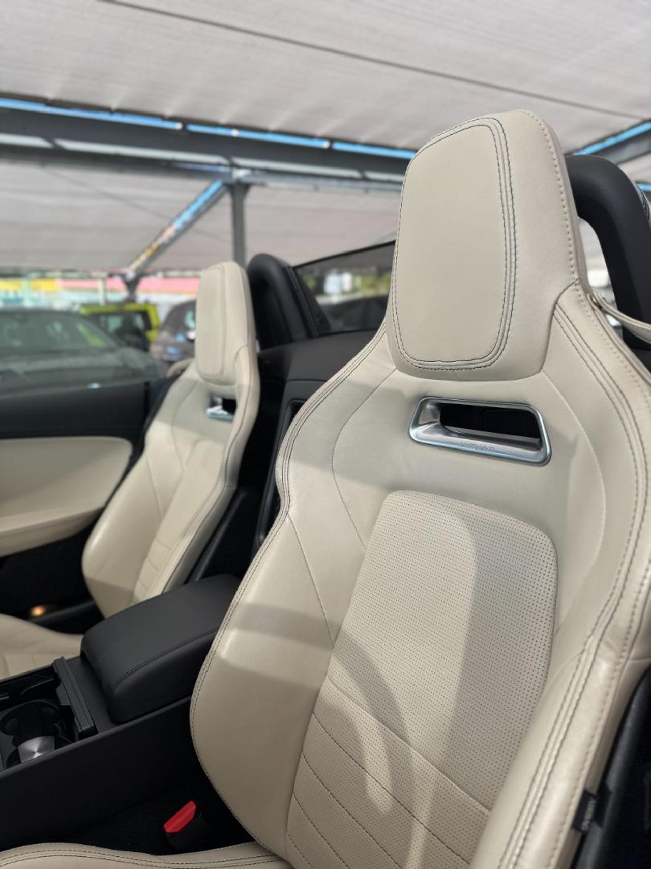 JAGUAR F-Type 2.0i Cabrio R-Dynamic - 11