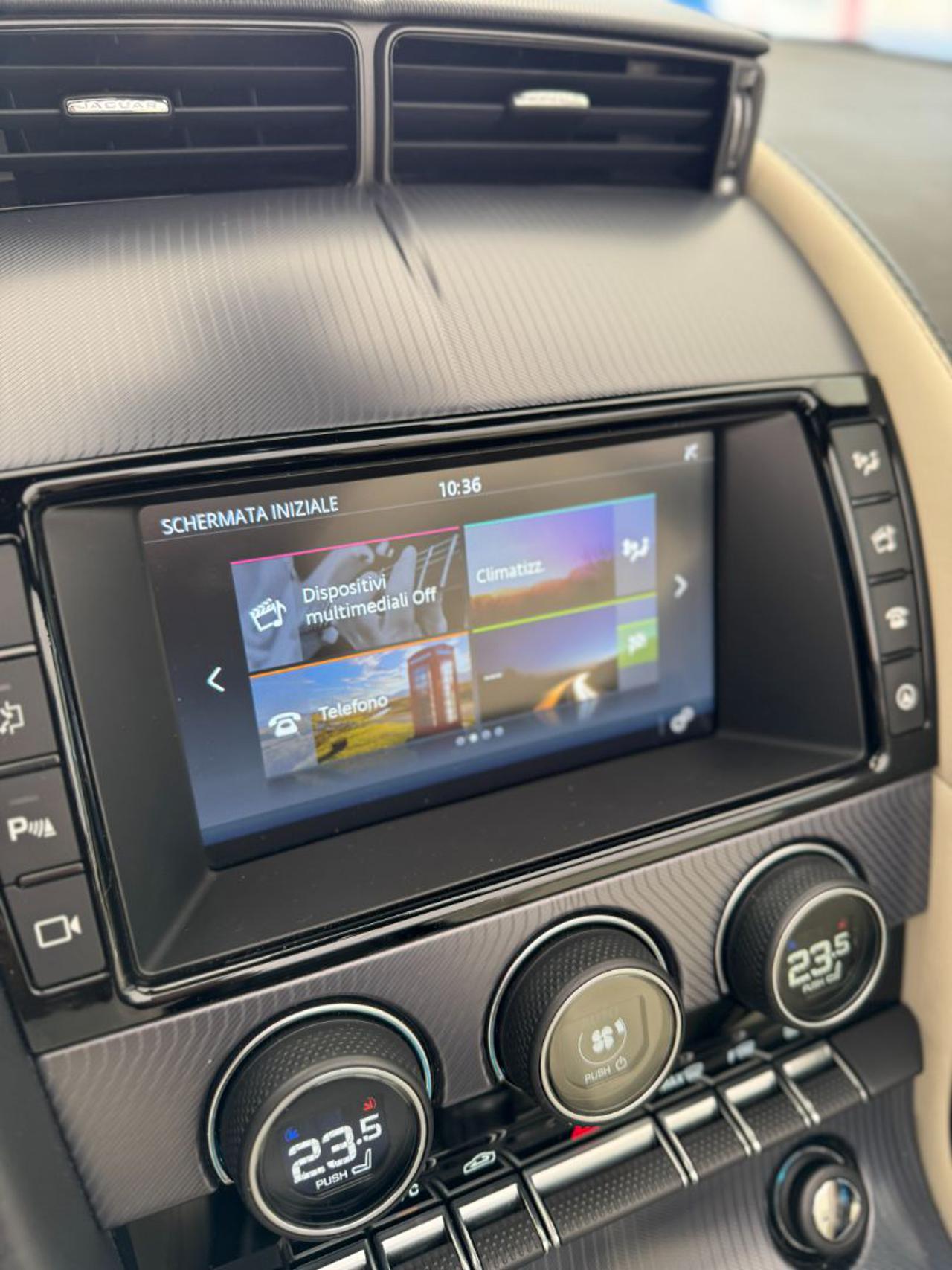 JAGUAR F-Type 2.0i Cabrio R-Dynamic - 20