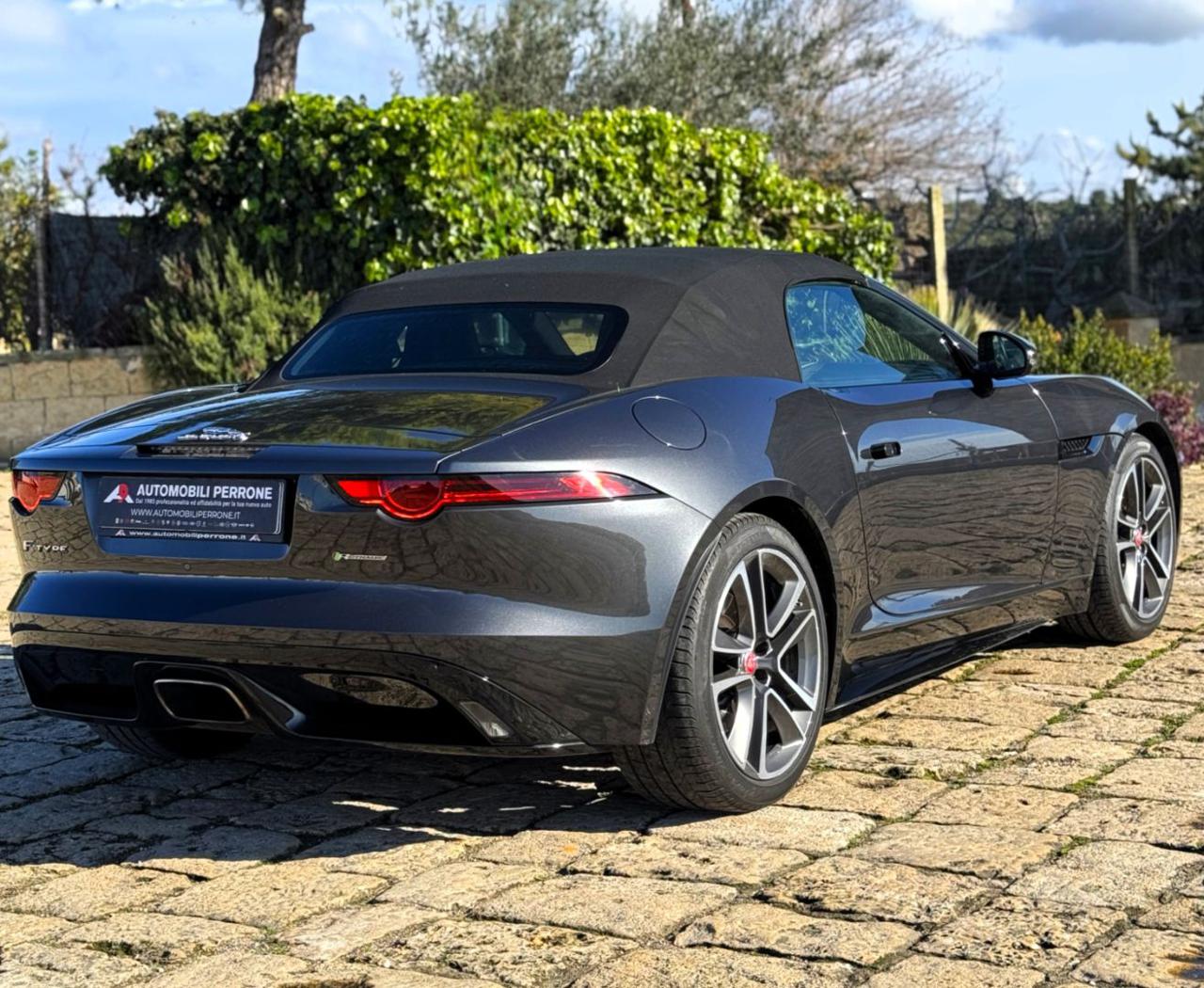 JAGUAR F-Type 2.0i Cabrio R-Dynamic - 16