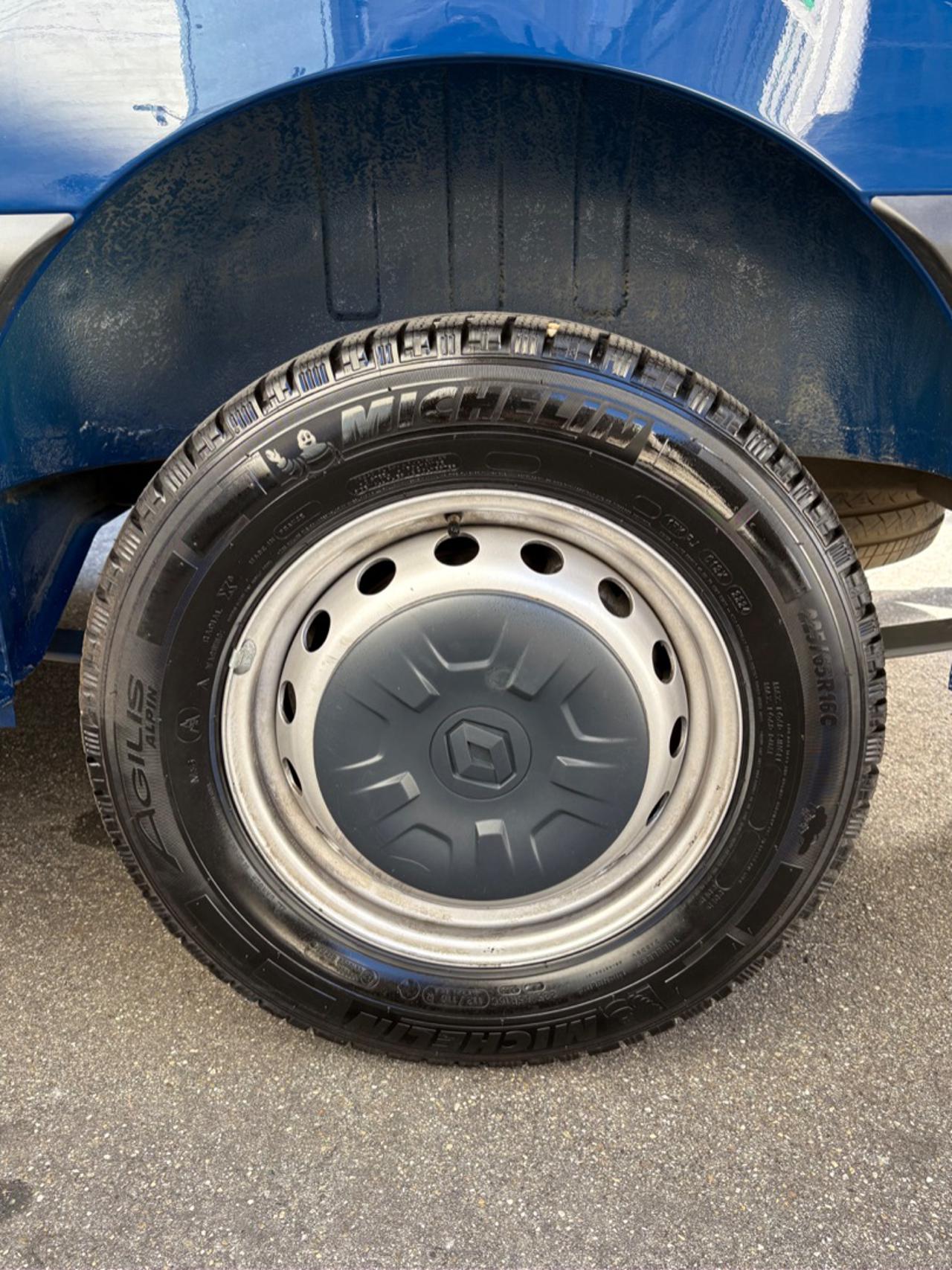 RENAULT Master T33 2.3 dCi 135 PM-TM Furgone Start €19900 +IVA - 21