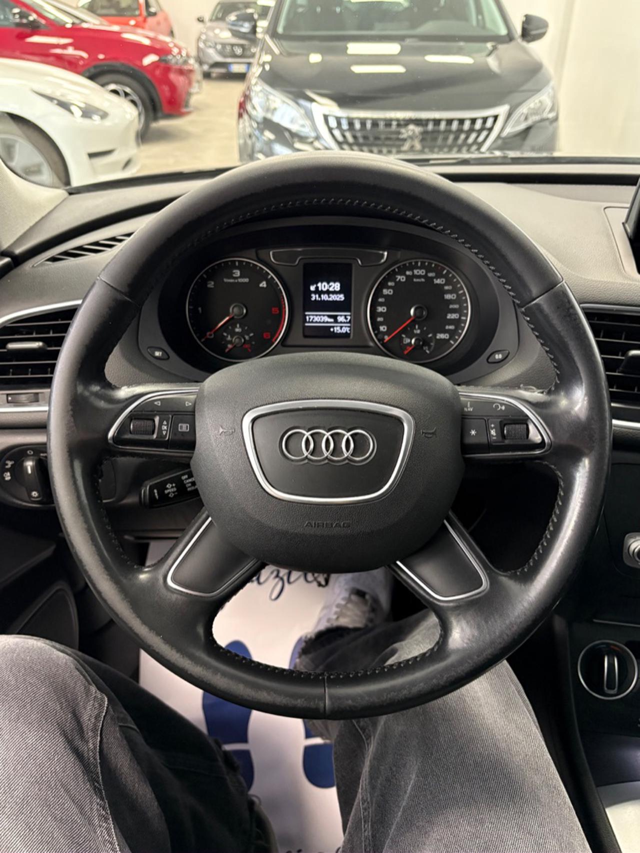AUDI Q3 2.0 TDI 150 CV quattro S tronic Sport - 9