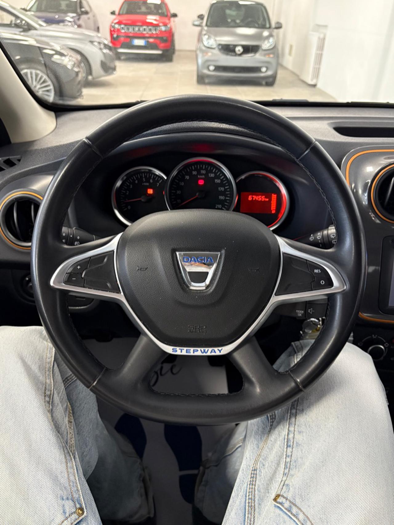 DACIA Sandero Stepway 1.5 dCi 8V 90CV Start&Stop - 10