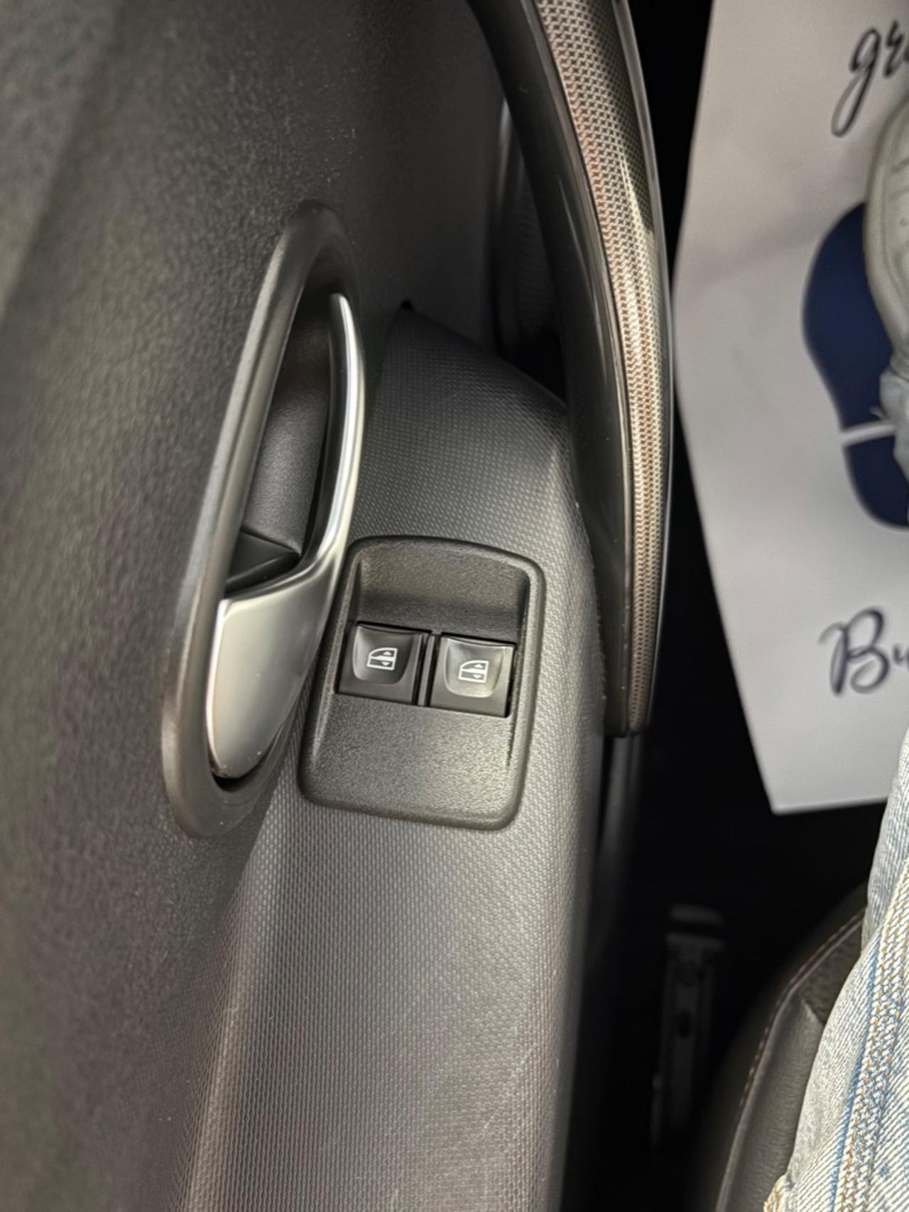 DACIA Sandero Stepway 1.5 dCi 8V 90CV Start&Stop - 12