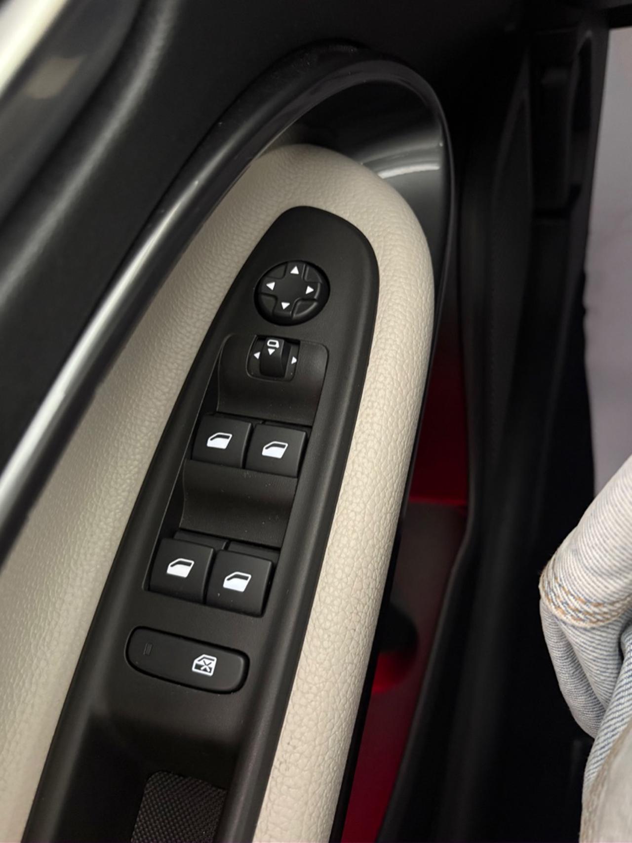 FIAT 600e 156 CV La Prima KM7600 - 12