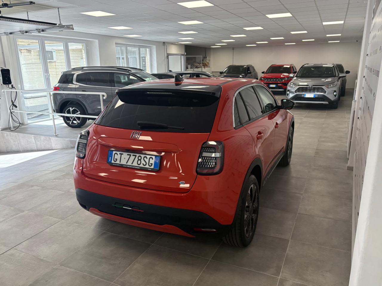 FIAT 600e 156 CV La Prima KM7600 - 6