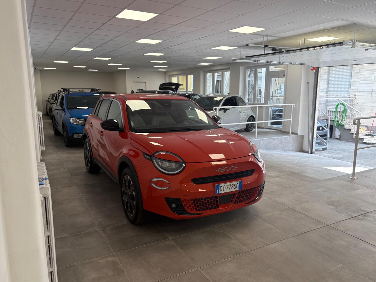 FIAT 600e 156 CV La Prima KM7600 - 3