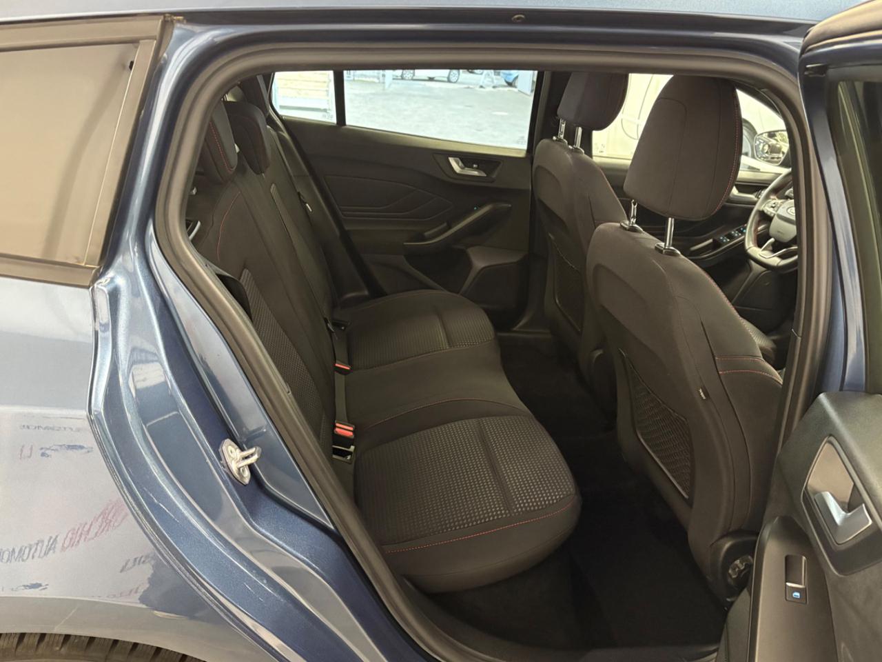 FORD Focus 1.5 EcoBlue 120 CV SW ST-Line IVA ESPOSTA - 19