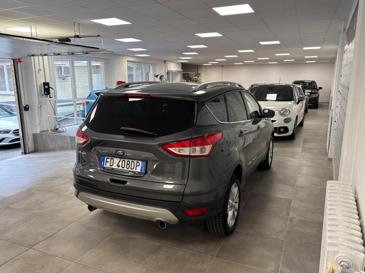 FORD Kuga 2.0 TDCI 150 CV S&S 2WD Titanium - 4