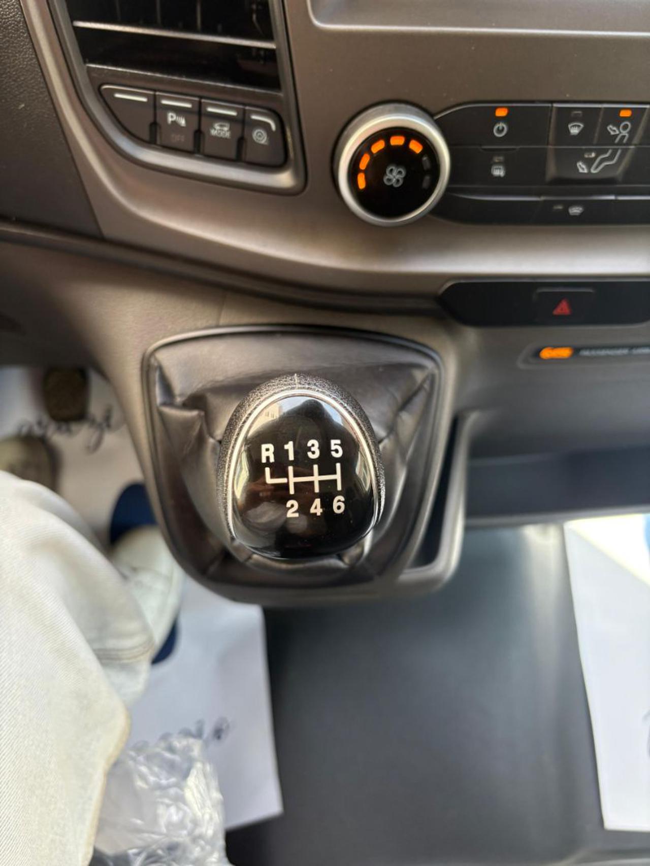 FORD Transit 350 2.0TDCi L3H2 170CV PL-TA Furgon 15300€ +iva - 14