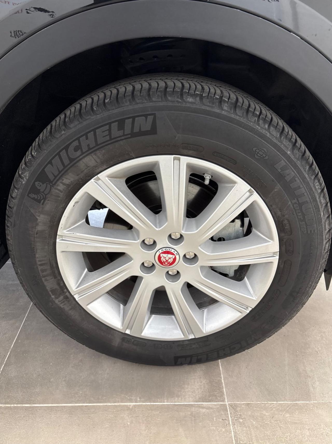 JAGUAR E-Pace 2.0D 150 CV AWD aut. - 32