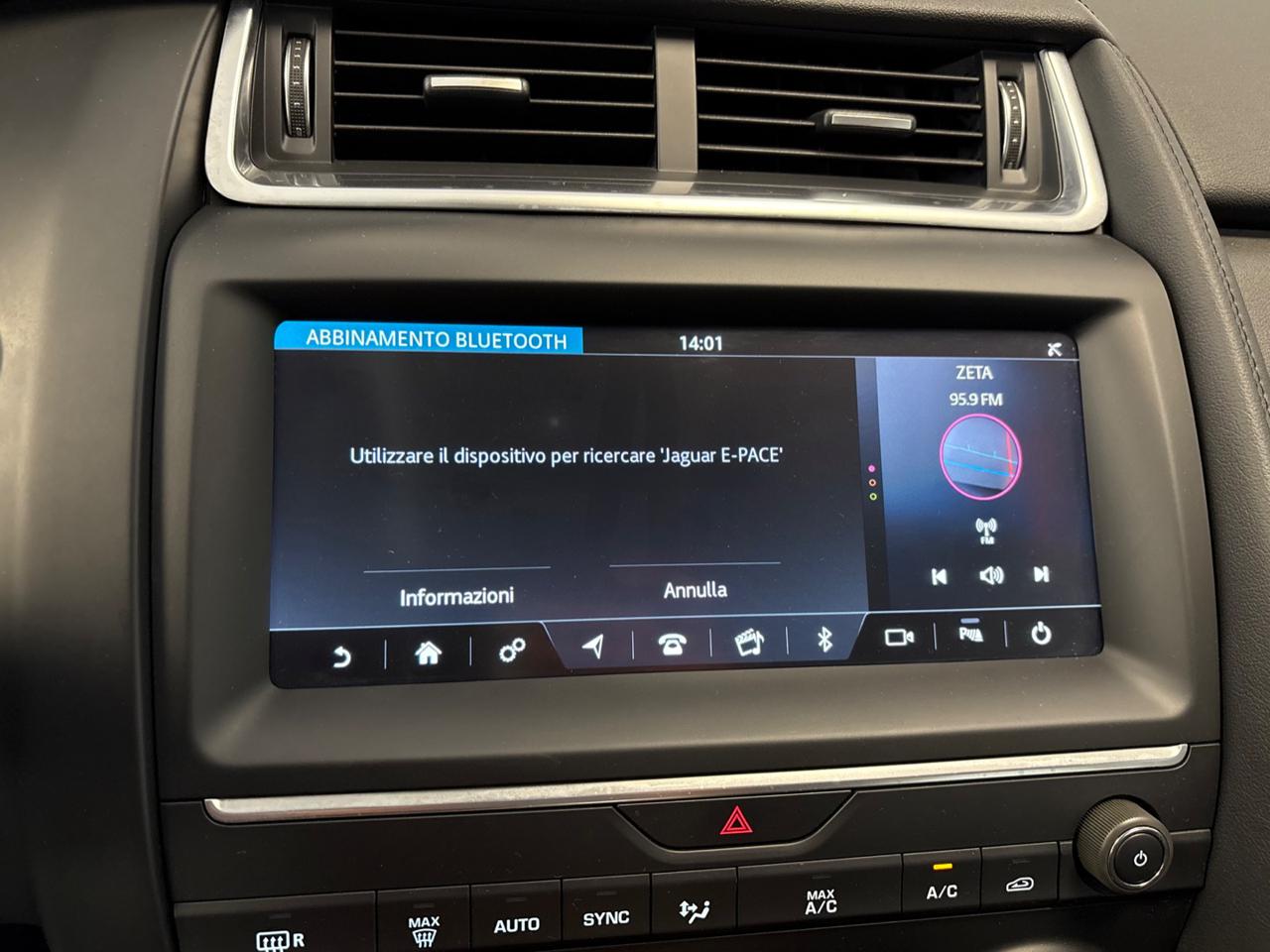 JAGUAR E-Pace 2.0D 150 CV AWD aut. - 22