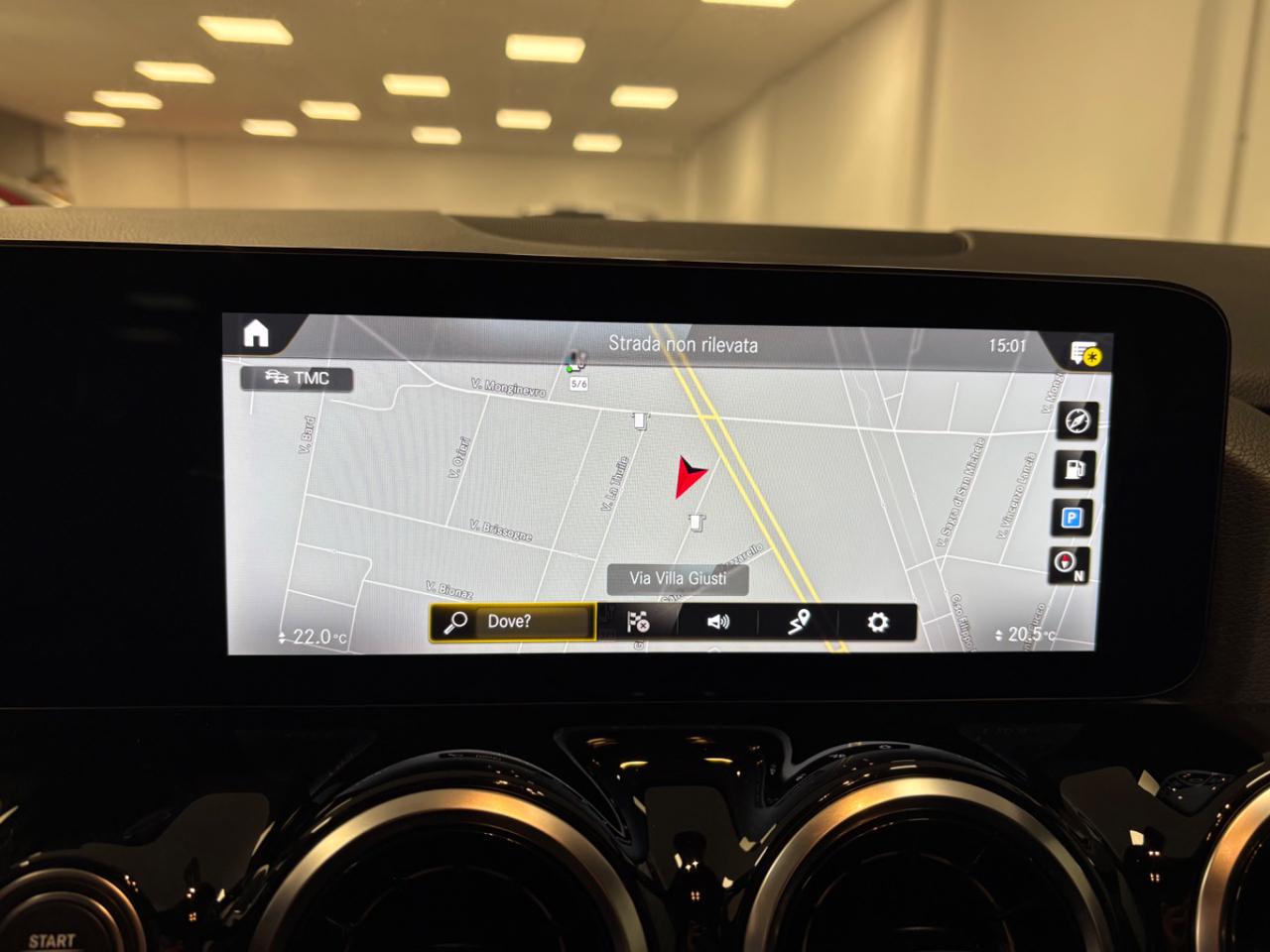 MERCEDES-BENZ GLA 250 e hybrid EQ Premium - 16