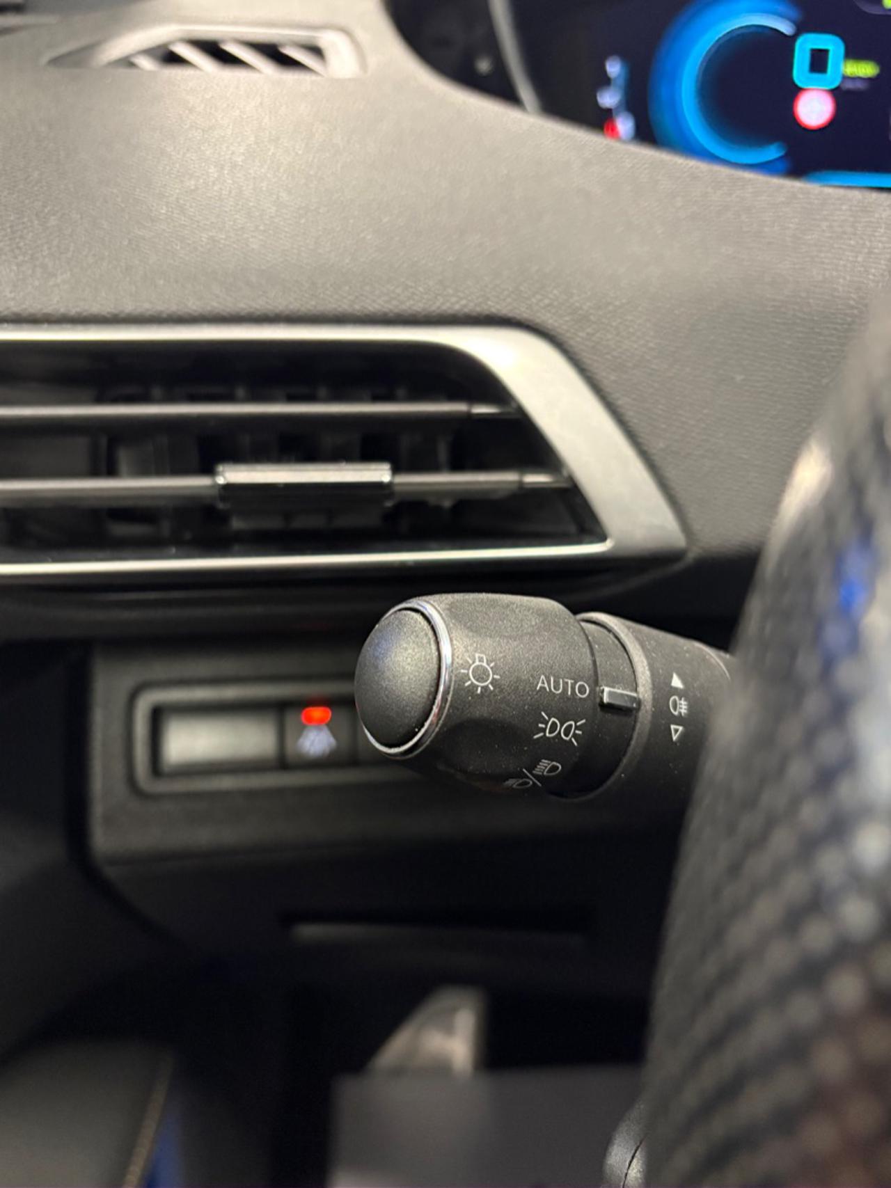 PEUGEOT 3008 Hybrid 225 e-EAT8 GT Pack IVA ESPOSTA - 26