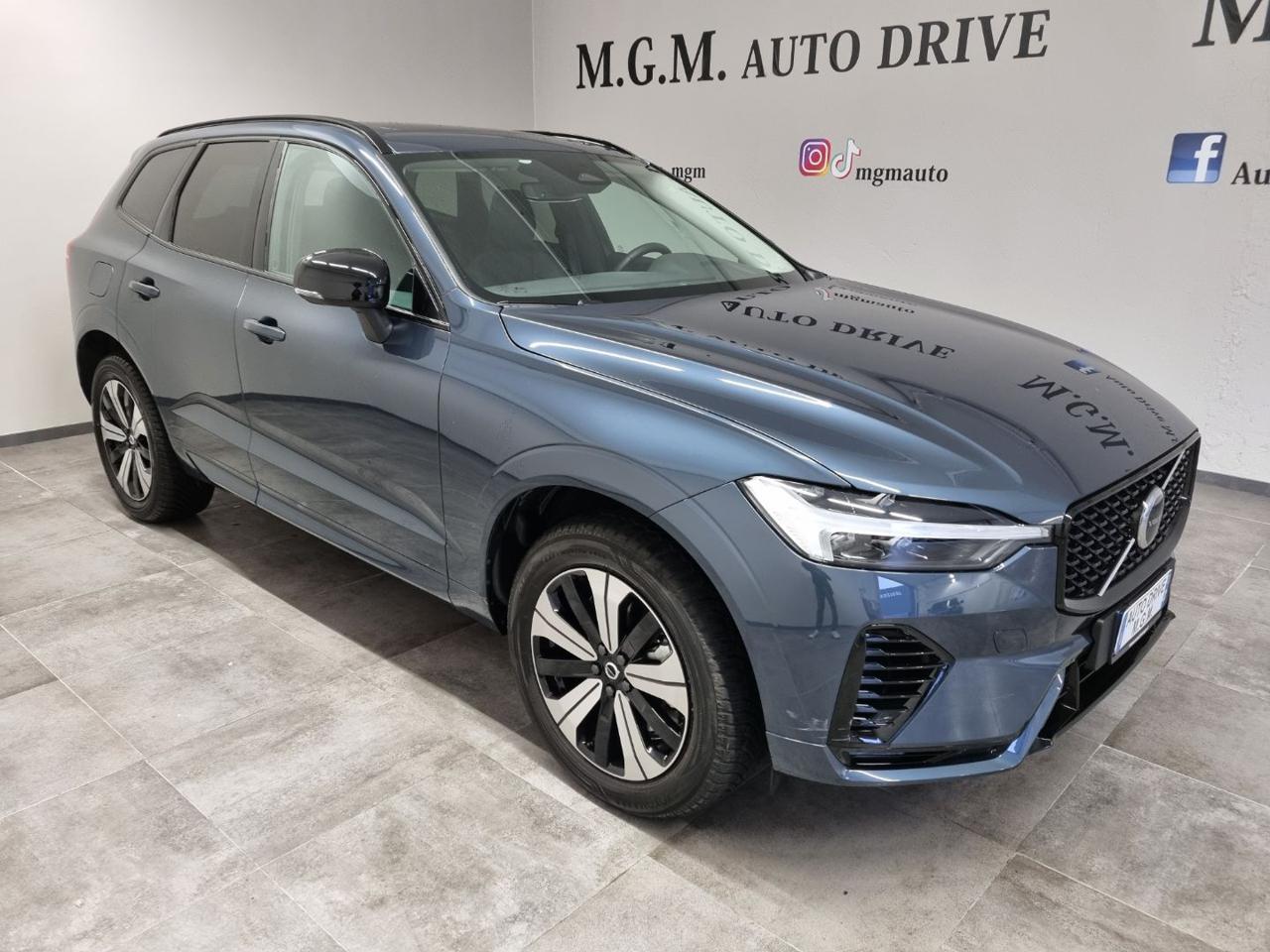 VOLVO XC60 T6 Recharge Plug-in Hybrid AWD automatico Plus Dar - 10