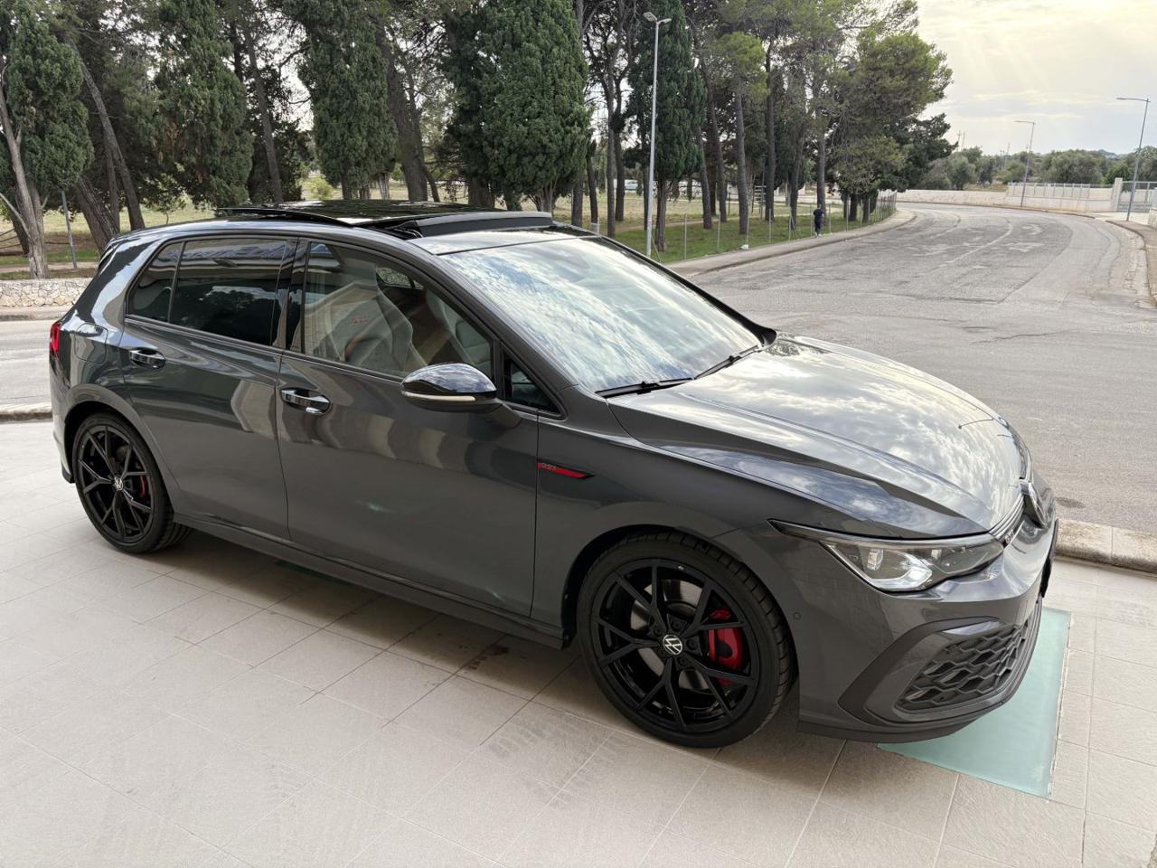 VOLKSWAGEN Golf 2.0 TSI GTI DSG TETTO-LED-PELLE-CERCHI 19 R. - 3