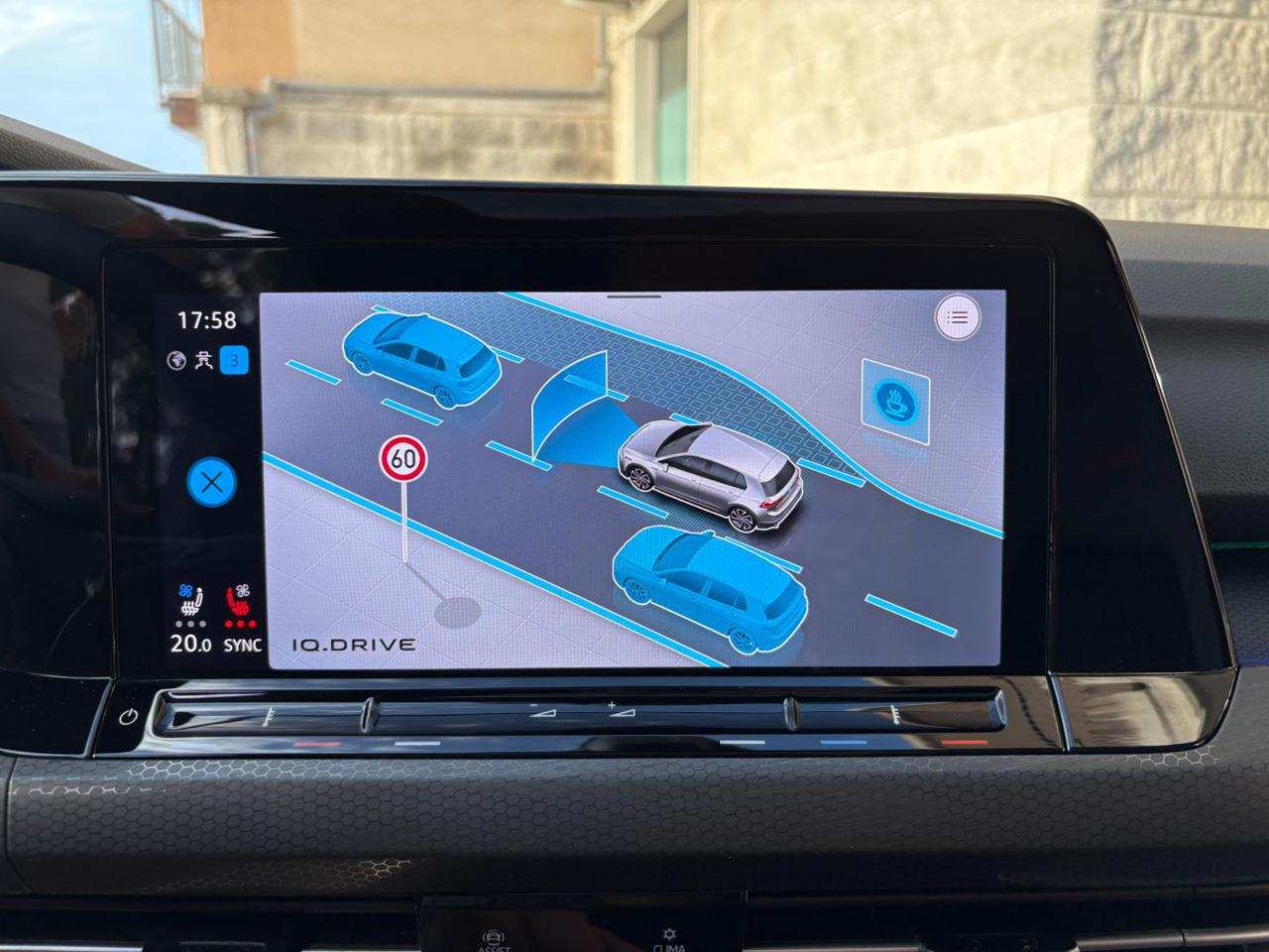 VOLKSWAGEN Golf 2.0 TSI GTI DSG TETTO-LED-PELLE-CERCHI 19 R. - 32